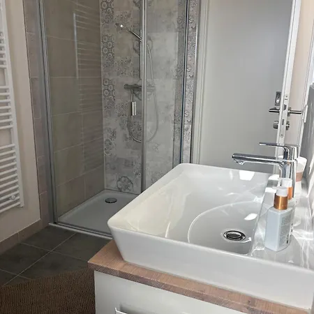 Travefornia - Familienfreundliche An Der Ostsee Apartment Lubeck